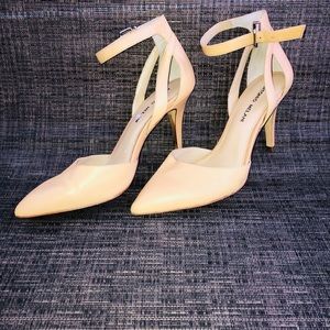 Antonio Melani Heels
